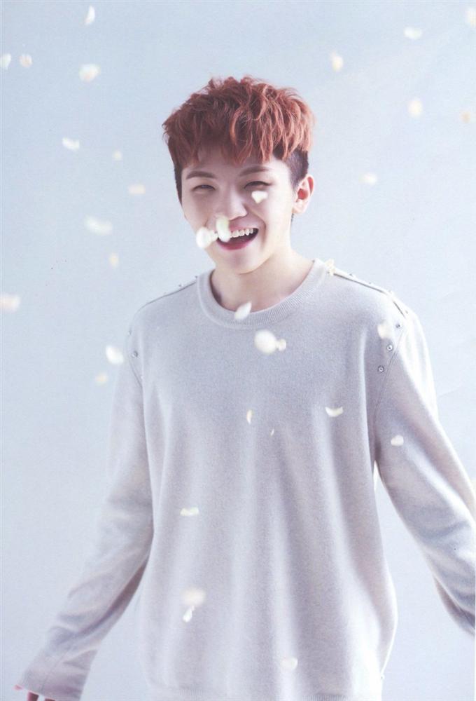 Chàng trai trở thành ca sĩ nổi tiếng vì mẹ thuê nhầm giáo viên-7