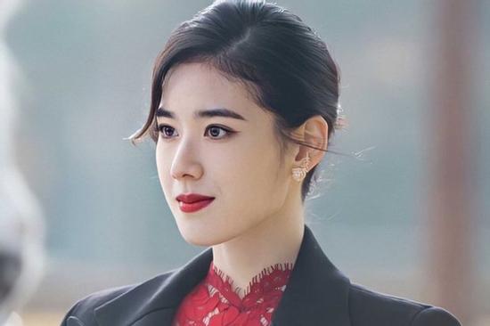 Mỹ nhân 'Quân vương bất diệt' vướng tranh cãi ngoại tình, khiến hai mái ấm phải tan vỡ