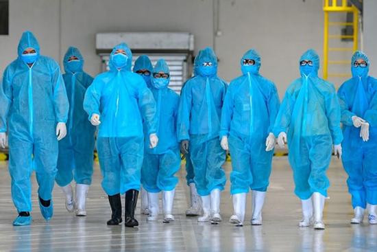 Tin mừng: Việt Nam không ghi nhận ca mắc mới COVID-19, bác gái BN17 đã giao tiếp được, BN91 tiến triển tốt