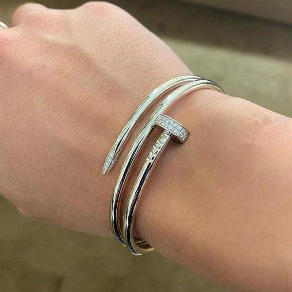 Nhà không có gì ngoài kim cương, Trấn Thành và Hari Won là cặp vợ chồng giàu có nhất Vbiz-16