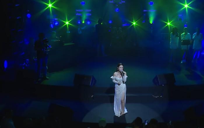 Dân mạng bồi hồi khi nghe Phạm Quỳnh Anh hát lại ca khúc 10 năm tuổi đời!-2