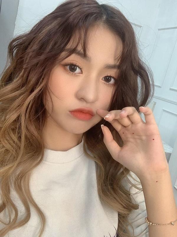 Hotgirl trứng rán bật khóc trên truyền hình, tiết lộ bị gạ gẫm đi khách giá 50 triệu đồng-1