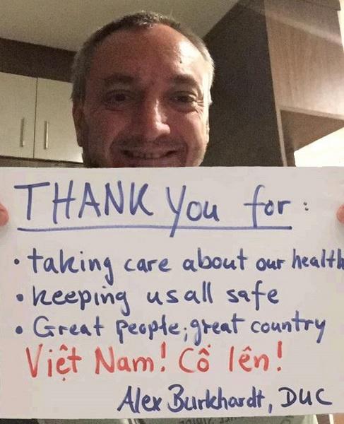 Người nước ngoài đồng loạt nhắn ‘Cảm ơn Việt Nam’ giữa mùa dịch-10