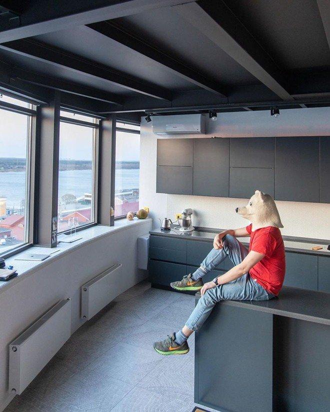 Sốt xình xịch với bộ ảnh du lịch trong nhà mùa dịch của ông bố trẻ điển trai-12