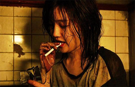 9 nữ diễn viên Hàn từng hy sinh thân mình, học hút thuốc để đóng phim: Son Ye Jin, Suzy, Nana gây sốc nhất-14