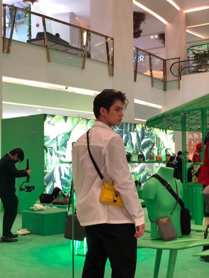 Dung mạo thật của hotboy đam mỹ Bright Vachirawit qua camera thường-6