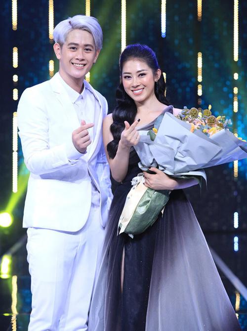 Những mỹ nhân Việt gặp biến chứng vì thẩm mỹ hỏng-1