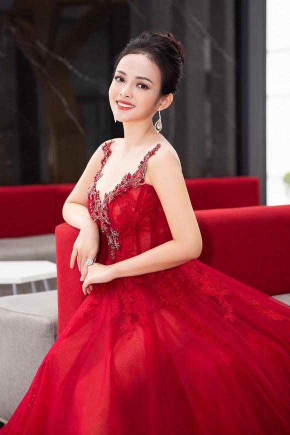 Thừa nhận tròn lên nhưng Ninh Dương Lan Ngọc vẫn sở hữu vòng eo 54 cm đáng ngưỡng mộ-5