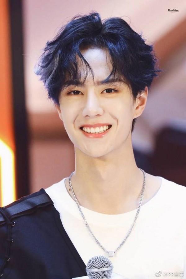 Tiêu Chiến - Vương Nhất Bác - Lý Hiện - Dịch Dương Thiên Tỉ: Ai đứng đầu Tân tứ đại lưu lượng?-3