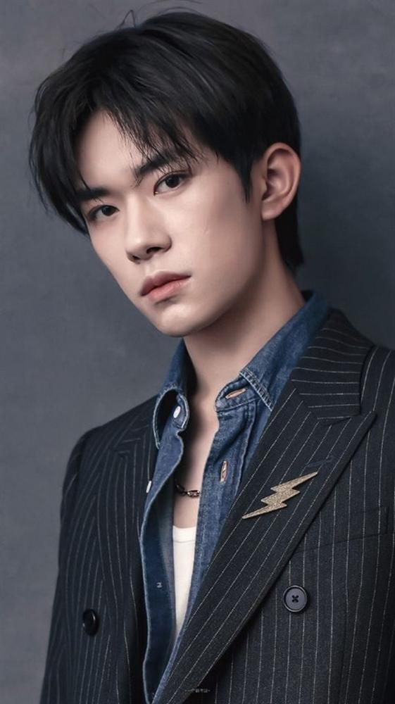 Tiêu Chiến - Vương Nhất Bác - Lý Hiện - Dịch Dương Thiên Tỉ: Ai đứng đầu Tân tứ đại lưu lượng?-5