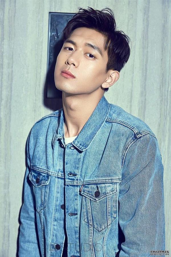 Tiêu Chiến - Vương Nhất Bác - Lý Hiện - Dịch Dương Thiên Tỉ: Ai đứng đầu Tân tứ đại lưu lượng?-7