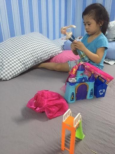 Con gái Mai Phương: Con nhớ mẹ quá. Rồi khi nào mẹ về với con?-3