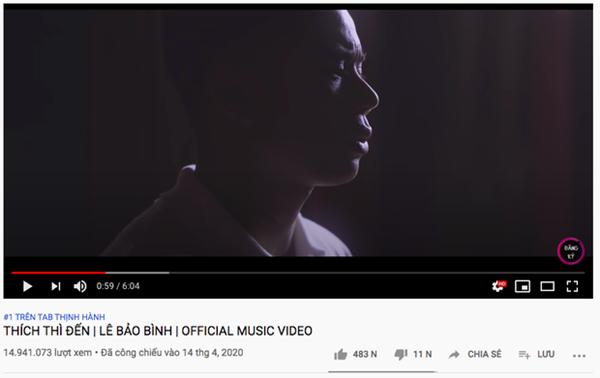 Khổ thân Hoàng Thùy Linh: Vừa #1 không lâu đã bị combo 3 nhân vật vàng trong làng nhiều view hùa vào bắt nạt trên top trending Youtube?-1