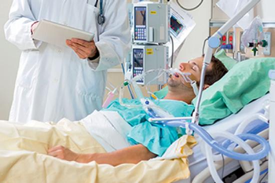 Nam phi công người Anh lại tái dương tính sau 1 ngày âm tính và có tiến triển