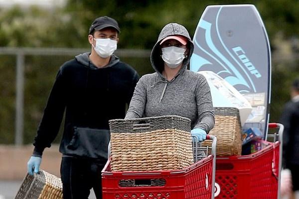 HOT: Katy Perry đã hạ sinh con gái đầu lòng cho tài tử Orlando Bloom-5