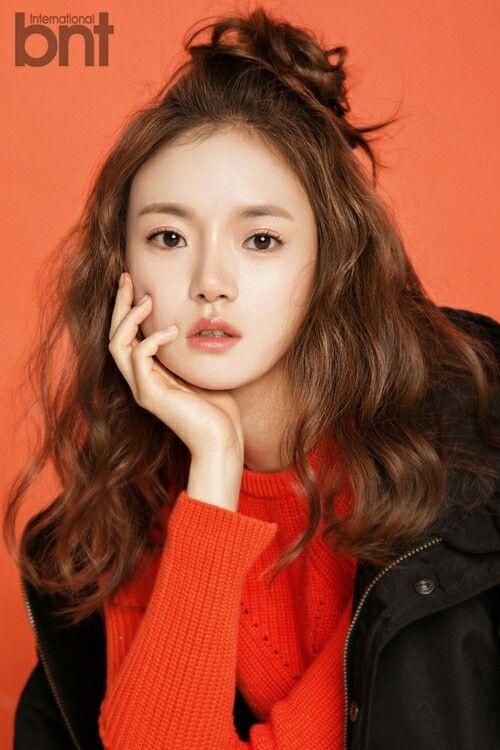 Mẹ kế trẻ trong Hi Bye, Mama đời thường không dùng đồ hiệu-6