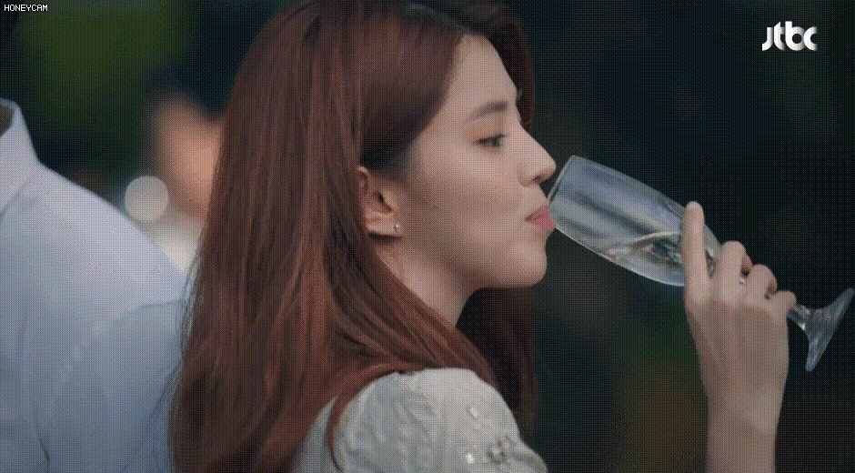 Sắc vóc thoát tục của tiểu tam Thế giới hôn nhân: đẹp đến độ dù đáng ghét vẫn phải mê-2