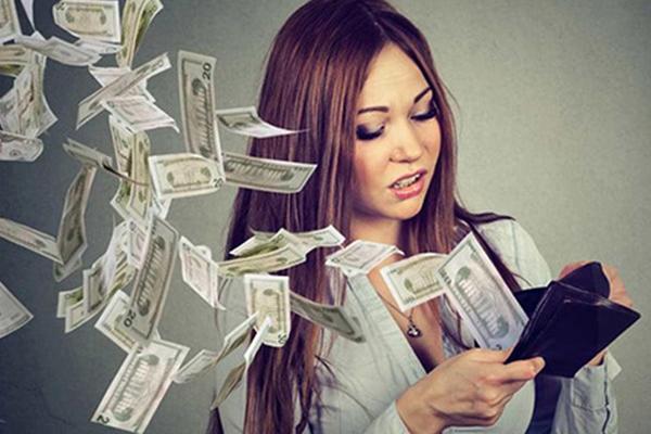 Nhân tướng học chỉ rõ 5 nét tướng ở đàn ông, phụ nữ vừa nhìn thấy đã muốn chạy mất dép-4