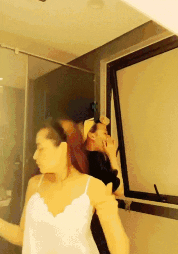 Chỉ vì 1 list nhạc quá tâm đắc, Chi Pu ôm mặt khóc nức nở khiến dân mạng hoang mang-3