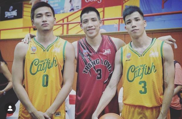 Gia thế khủng của hot boy bóng rổ yêu Mẫn Tiên: Chủ tịch HĐQT, lại còn có 2 anh song sinh giỏi giang không kém-3