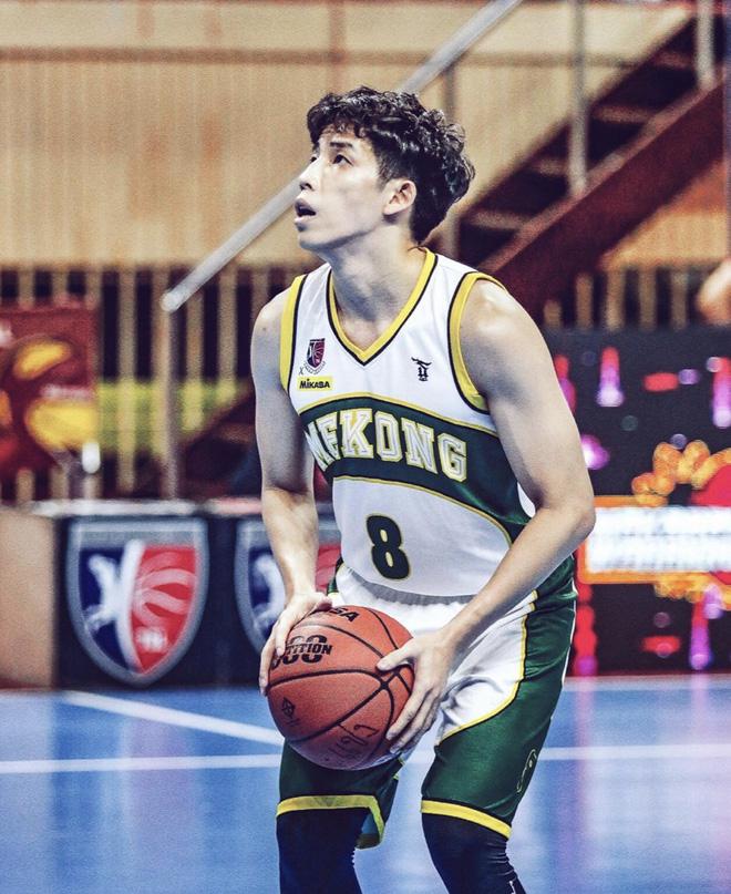 Gia thế khủng của hot boy bóng rổ yêu Mẫn Tiên: Chủ tịch HĐQT, lại còn có 2 anh song sinh giỏi giang không kém-6