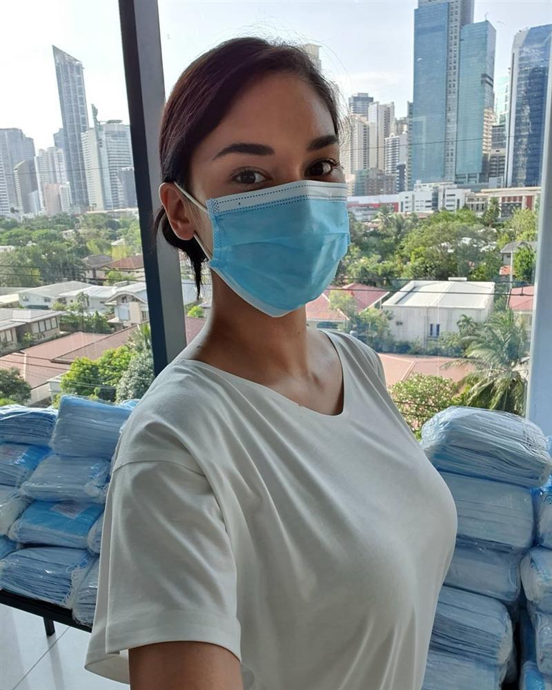 Bản tin Hoa hậu Hoàn vũ 21/4: Đẹp như Phạm Hương mà cũng bị chặt nát-6