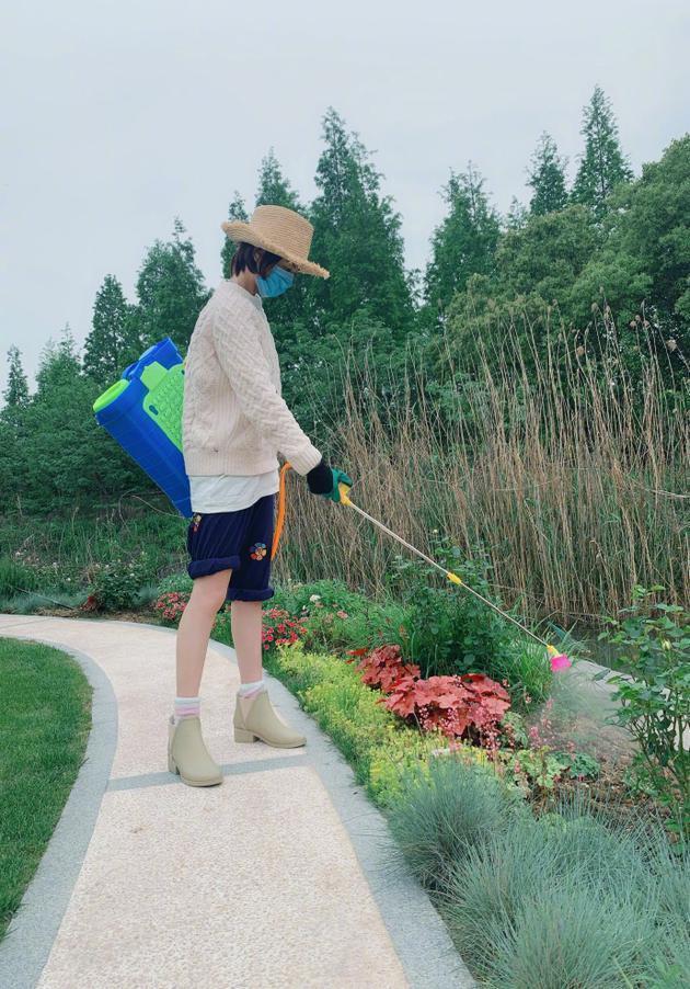 Cuộc sống thay đổi 180 độ của Trương Hinh Dư sau khi lấy quân nhân-6