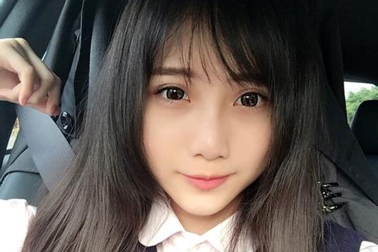 Cô gái 9X được mệnh danh 'nữ thần mặt mộc', sở hữu nhan sắc bất chấp camera thường