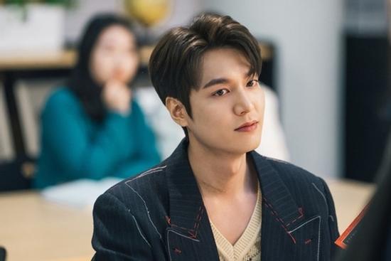 Lee Min Ho và loạt mỹ nam Hàn bị chê diễn đơ cứng