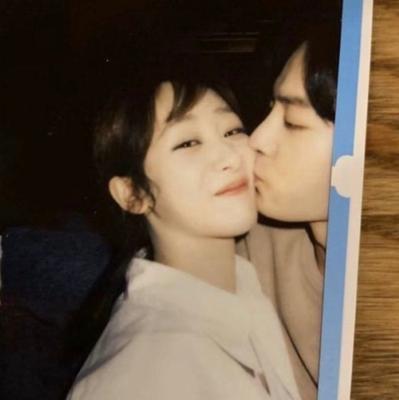 Triệu Lệ Dĩnh, Dương Tử bị ném đá vì thân mật quá trớn với bạn diễn nam-5