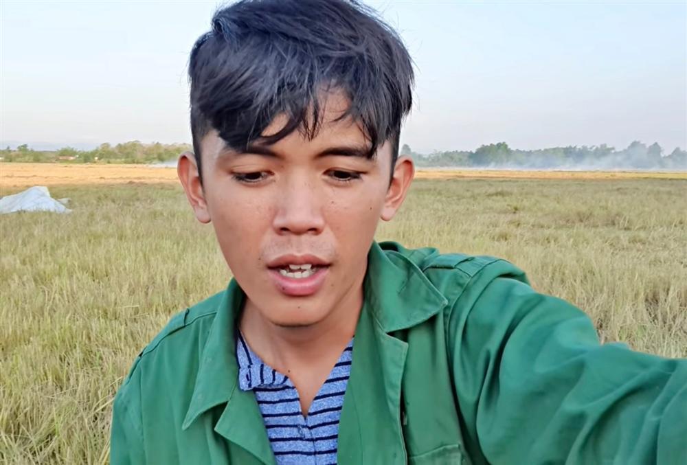 YouTuber nghèo nhất Việt Nam phạm lỗi nghiêm trọng vì làm clip cấm, nguy cơ bị xóa sổ kênh-1