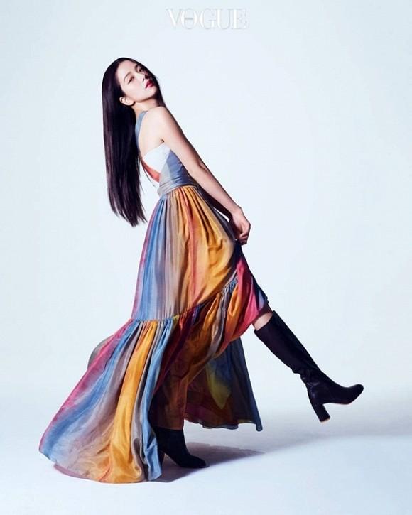 Cuộc chiến không khoan nhượng khi sao Hoa - Hàn đụng hàng: Angela Baby chỉ lép vế trước Park Min Young chút thôi-3