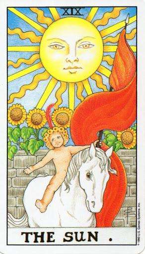 Bói bài Tarot: Chọn 1 lá bài để biết tình yêu của bạn có bị Tuesday phá đám-2