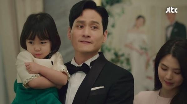 Tiểu tam và sao nhí phim 19+ bị chỉ trích-2