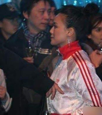 Dàn mỹ nhân Hoa ngữ bị đụng chạm, sàm sỡ vòng 1-10