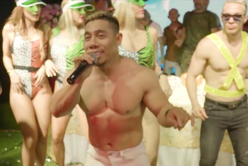 Loạt ca sĩ từng biểu diễn cho Đường Nhuệ, có người còn bị nghi ngờ đến tận nhà riêng phục vụ-5