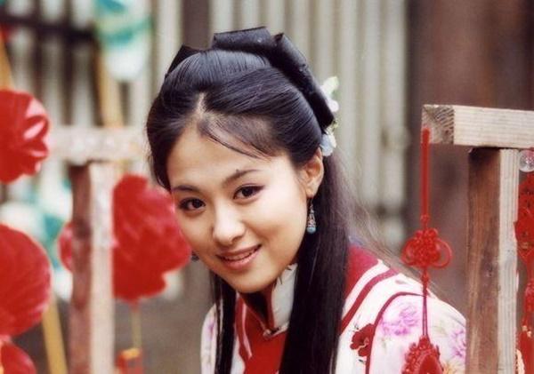 Vì sợ Triệu Vy mà mỹ nữ này phải đổi tên, gây tiếc nuối khi bỏ loạt phim đình đám để lấy chồng là hậu duệ Càn Long-6