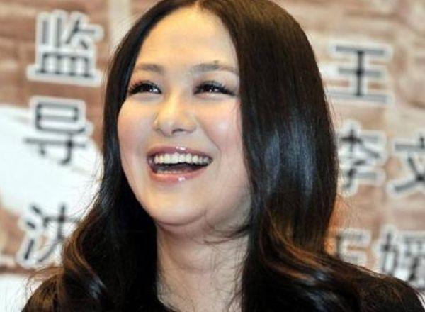 Vì sợ Triệu Vy mà mỹ nữ này phải đổi tên, gây tiếc nuối khi bỏ loạt phim đình đám để lấy chồng là hậu duệ Càn Long-8