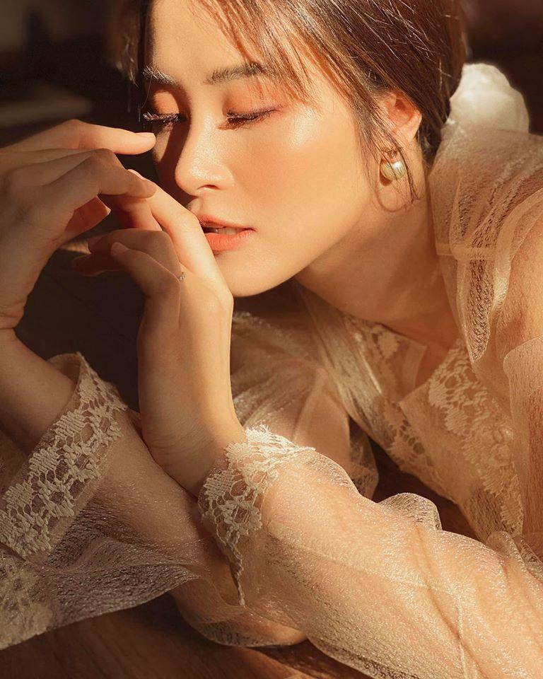 Hóa ra đằng sau những bức ảnh nghệ thuật của Đông Nhi là đôi chút tiểu xảo thú vị-5