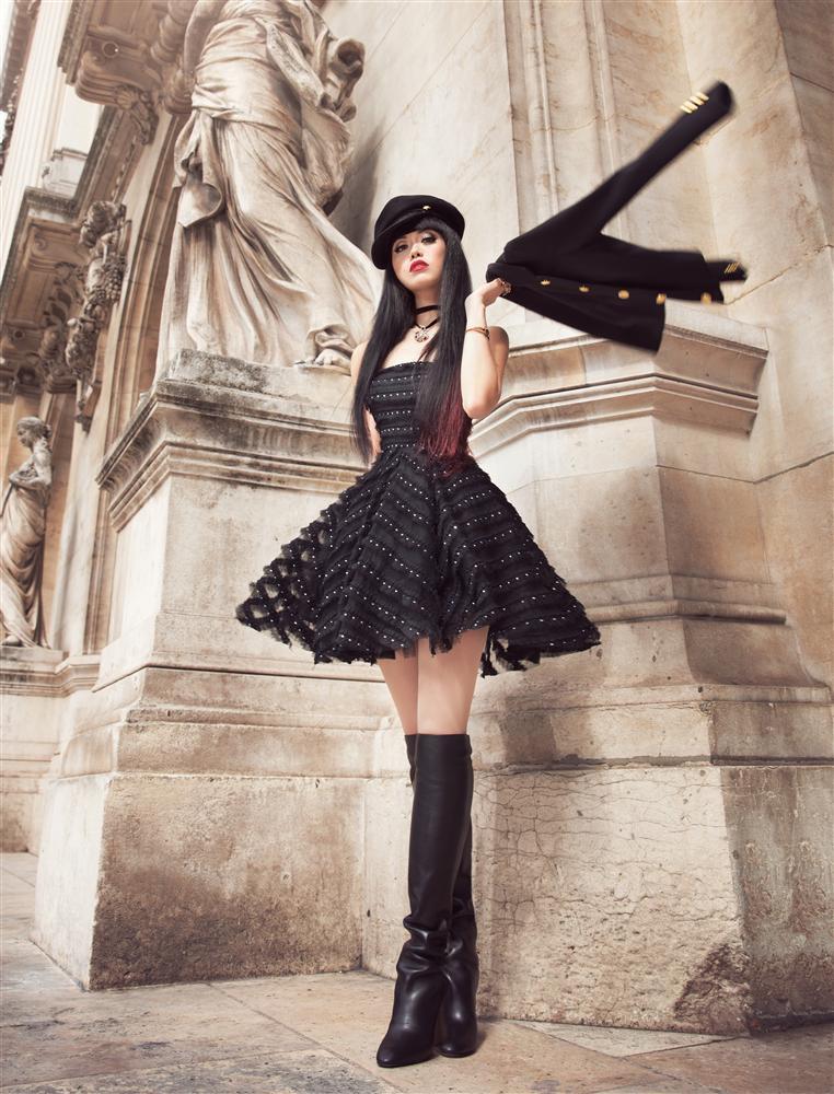 Jessica Minh Anh bất ngờ về Việt Nam đóng phim hành động cùng Hhen Niê-6