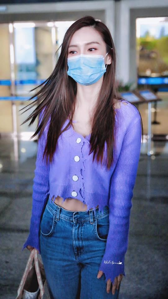 Angelababy khoe khéo eo thon nhưng vòng một như màn hình phẳng của cô mới là tâm điểm chú ý-4