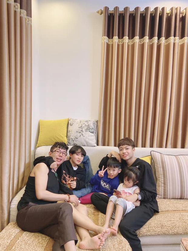 Long Nhật từng xin lỗi 10.000 khán giả để dừng hát giữa chừng, vào viện lo cho... vợ đẻ-6