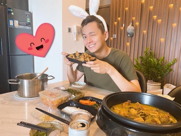 Sụt hơn 10 kg, Ngô Kiến Huy khiến fans lo lắng vì quá gầy-6