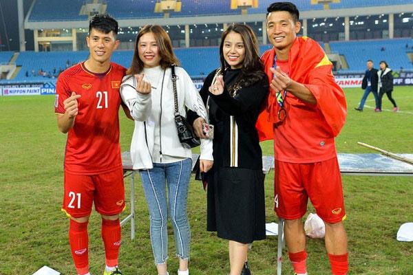 Bạn gái mừng sinh nhật Đình Trọng-2