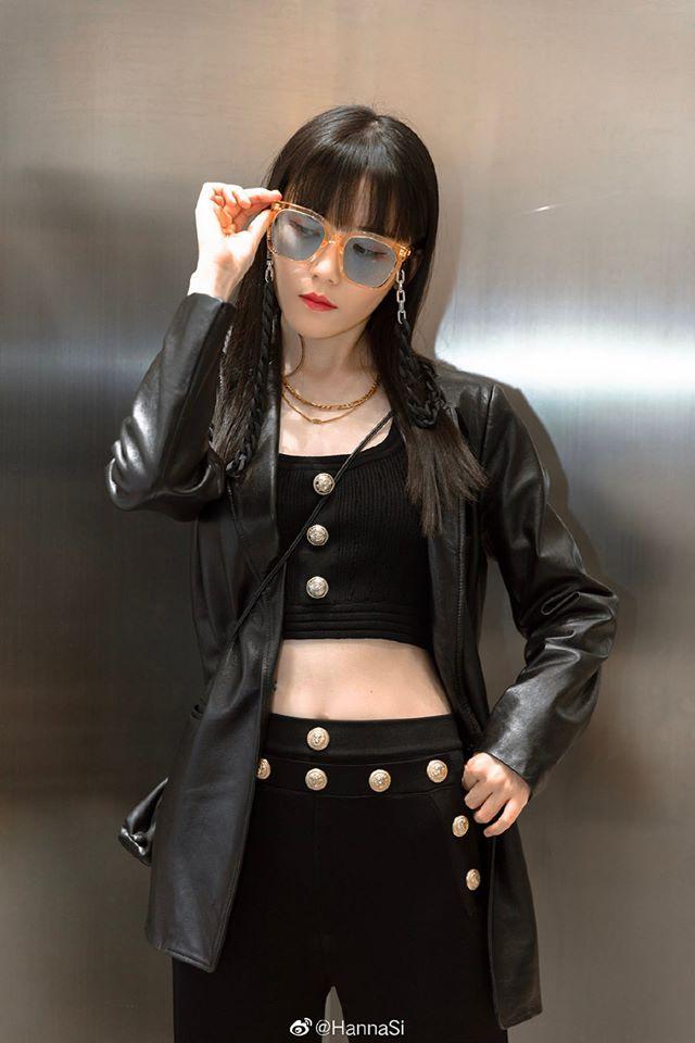 Dân tình đổ xô sắm kính Jennie nhưng nhìn Tóc Tiên review xong thì cân nhắc chút xíu đã nhé!-8