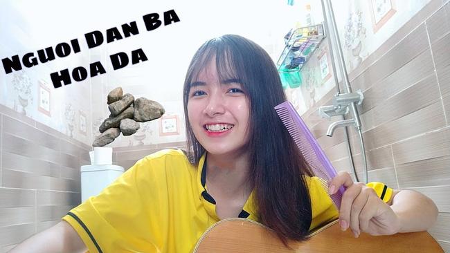 Người đàn bà hóa đá với chiếc áo vàng và lược nhựa hồng bỗng trở thành nhân vật được dân mạng đua nhau cover-3