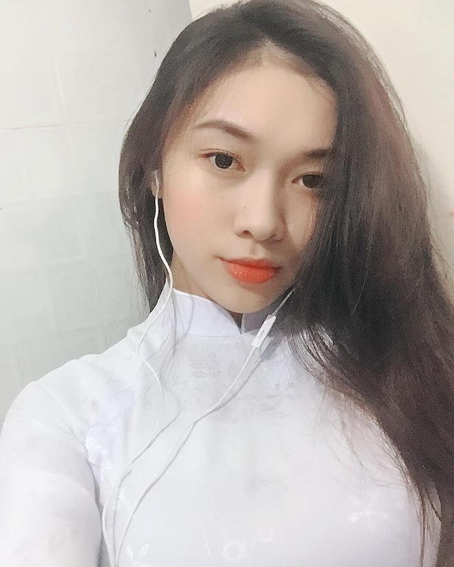 Dậy thì thành công, 4 nữ sinh bị nghi ngờ phẫu thuật thẩm mỹ-12