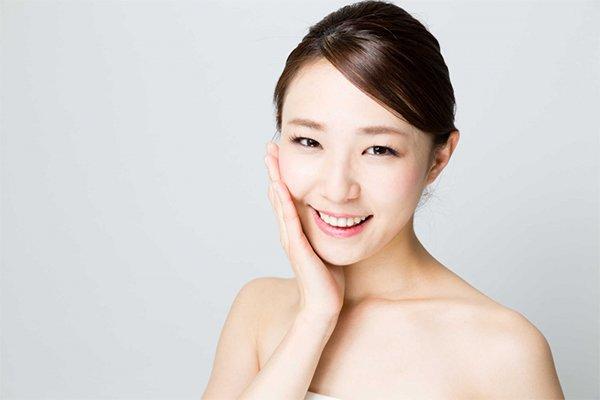 Khi Ngọc Lan cố tình khoe mặt nọng, dân tình lại tập trung xuýt xoa làn da lão hóa ngược-8