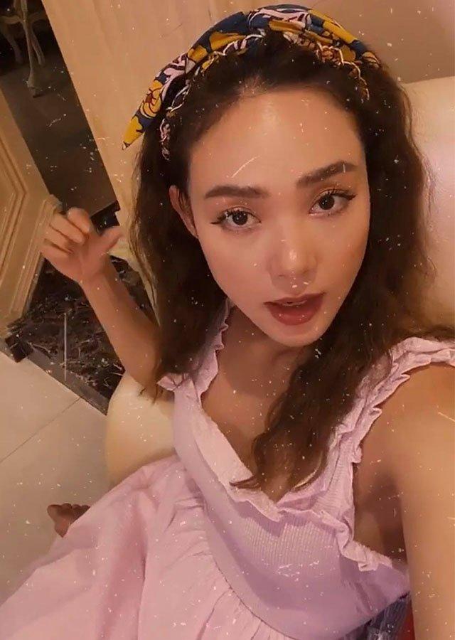 Cách ly xã hội được nới lỏng, Minh Hằng tậu liền bộ tóc mới trẻ trung hết phần thiên hạ-1