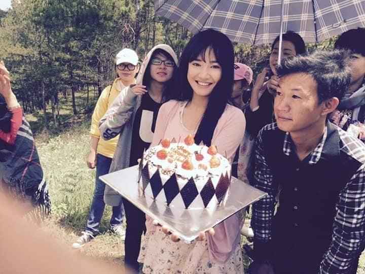 Lộ ảnh hiếm của Nhã Phương và Trường Giang tại nơi tình yêu bắt đầu-1